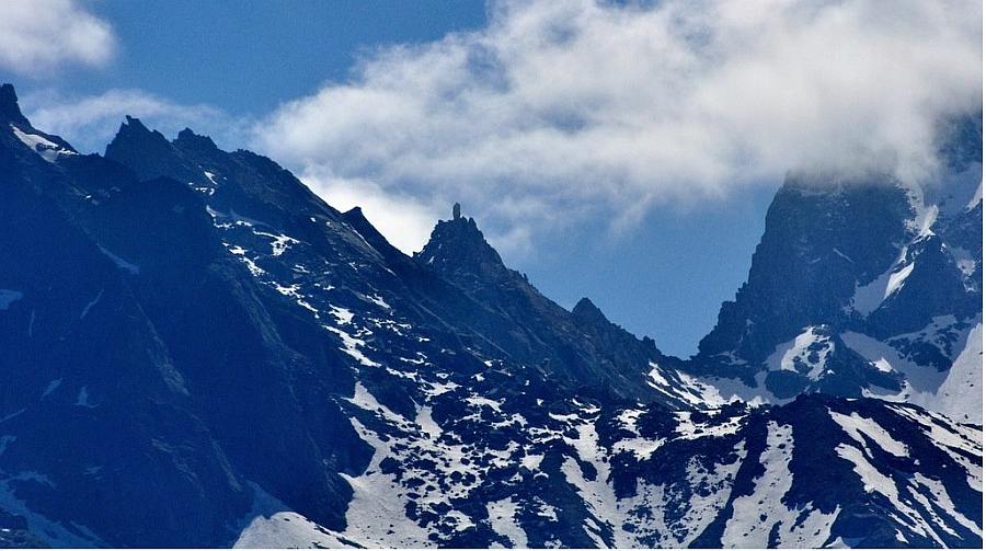 Kinner kailash from Parvati Kund