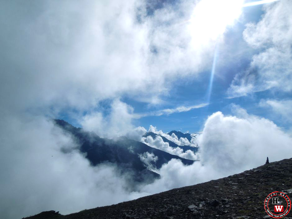 On the way to Shrikhand Mahadev