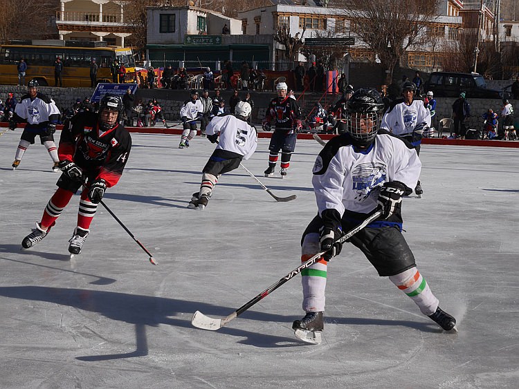 An ice hockey match in Leh