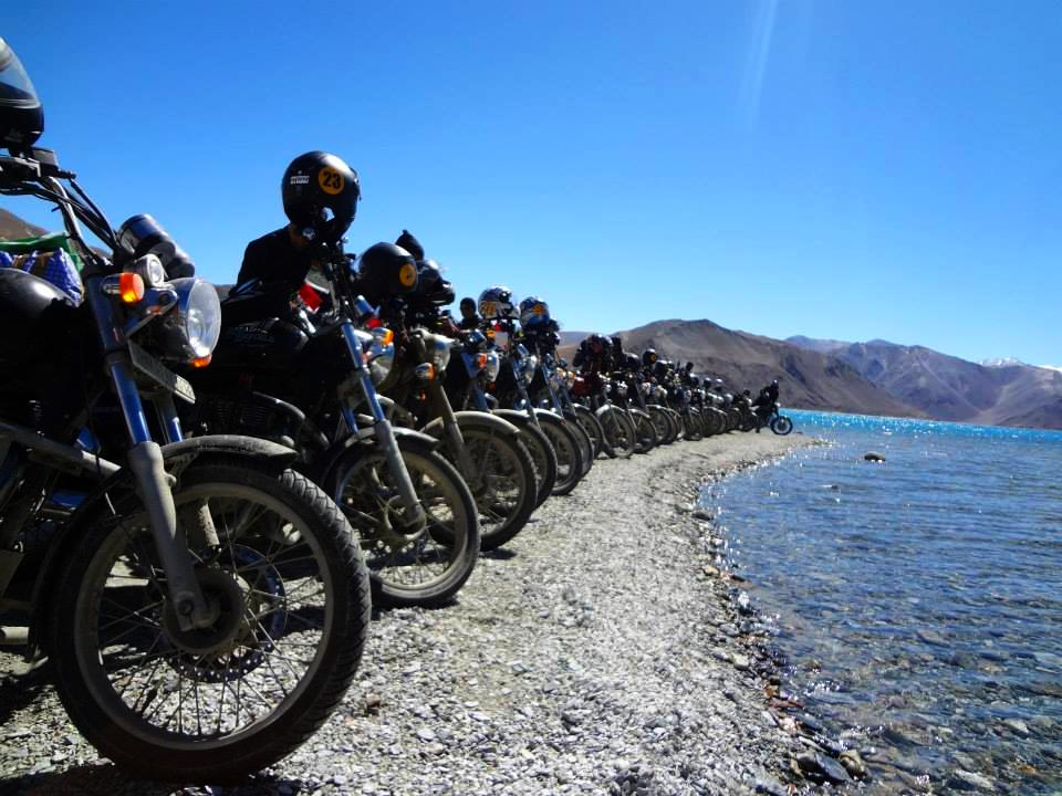Machines by the Pangong Lake
