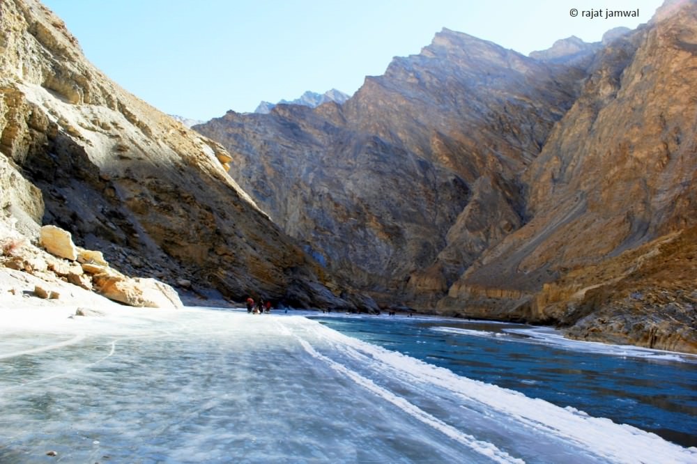 Chadar Frozen Zanskar River Trek in Ladakh